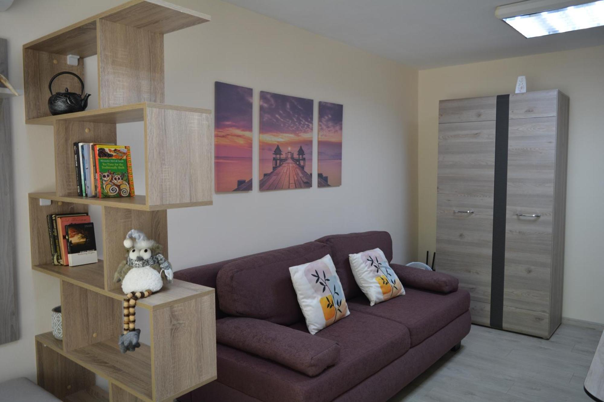 Center With A Backyard Apartment